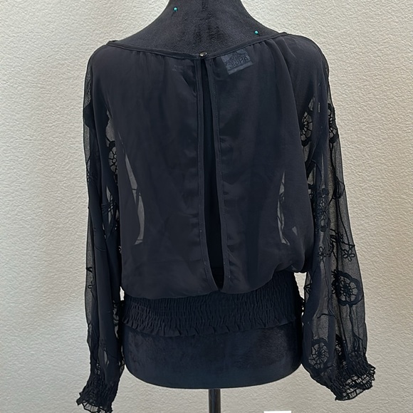 Black Floral Sheer Open Back Women's Top - Picture 6 of 7